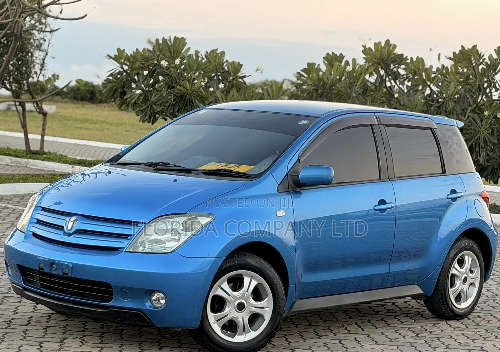 Toyota IST 2003 Blue