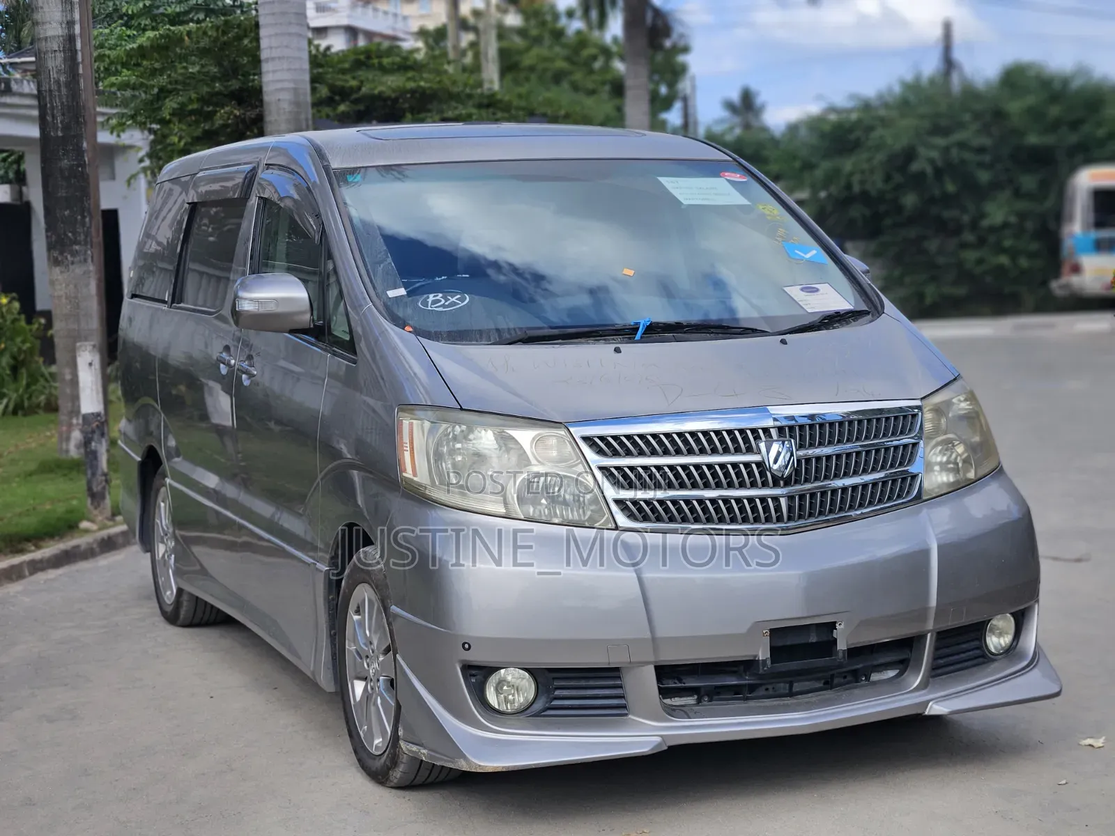 Toyota Alphard 2005 Gray