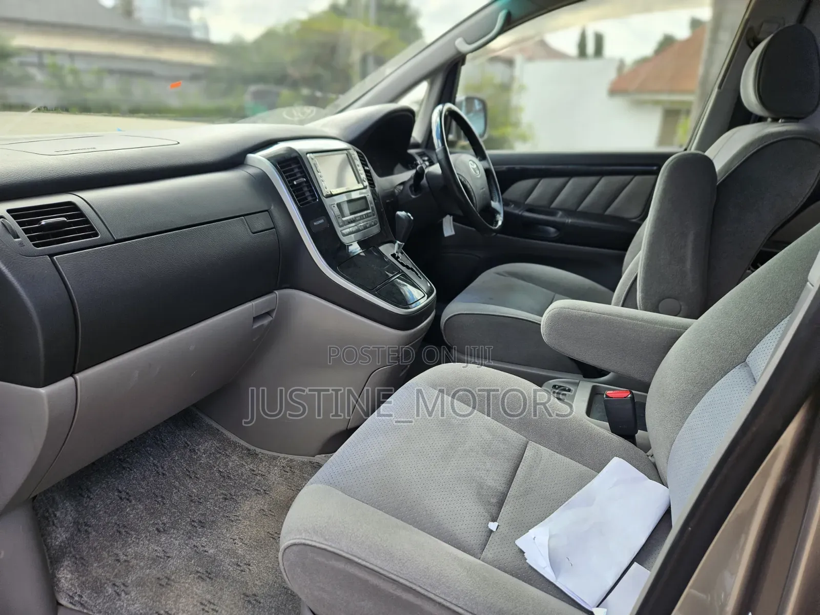 Toyota Alphard 2005 Gray