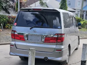 Toyota Alphard 2005 Gray