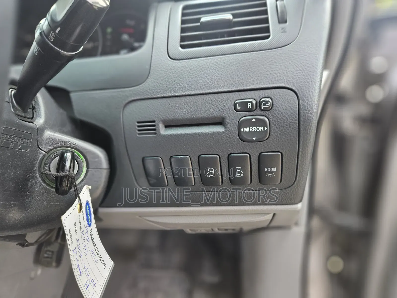Toyota Alphard 2005 Gray