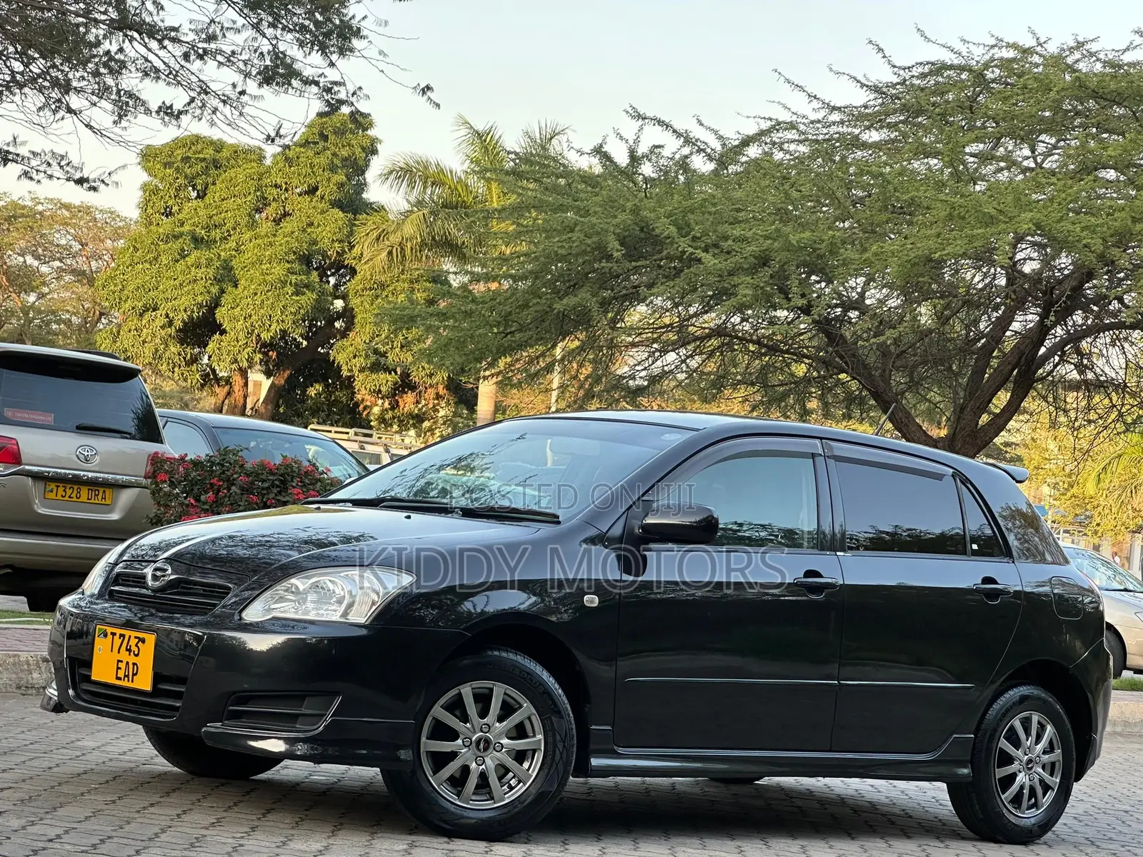 Toyota Corolla RunX 2004 Black