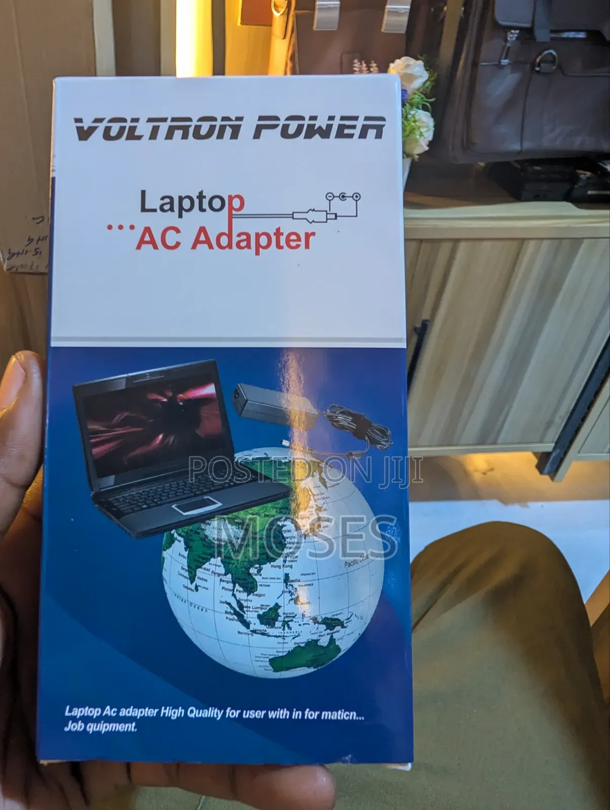 Blue Pin Laptop Adaptor