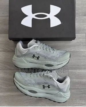 Under Armour Infinite Elite