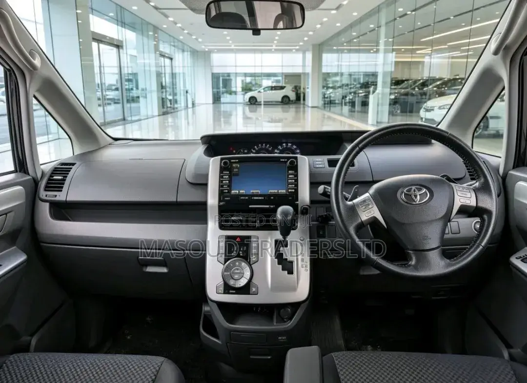 Toyota Noah 2007 Black
