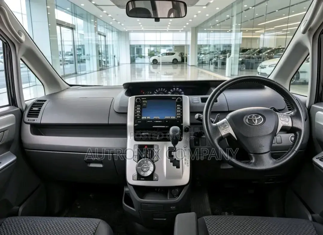 Toyota Noah 2007 Black