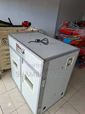 Incubator Ya Chuma Mayai 528