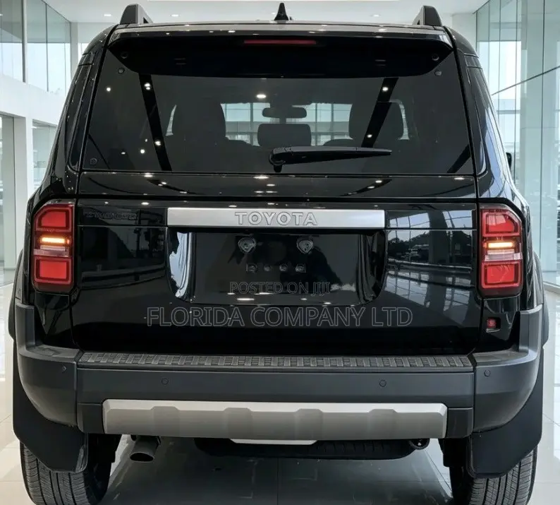 Toyota Land Cruiser 2024 Black