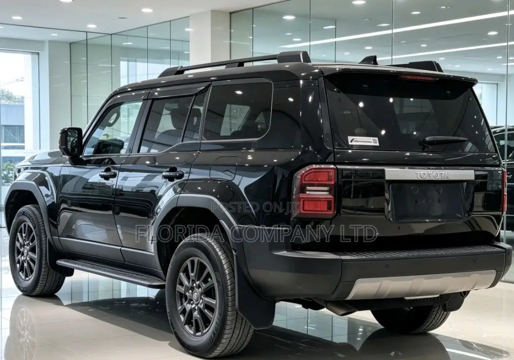 Toyota Land Cruiser 2024 Black