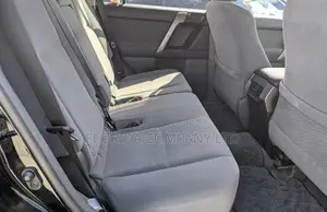 Toyota Land Cruiser Prado 2017 Black