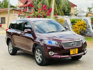 Toyota Vanguard 2011 Burgundy