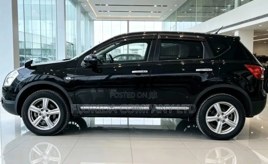 Nissan Dualis 2012 Black