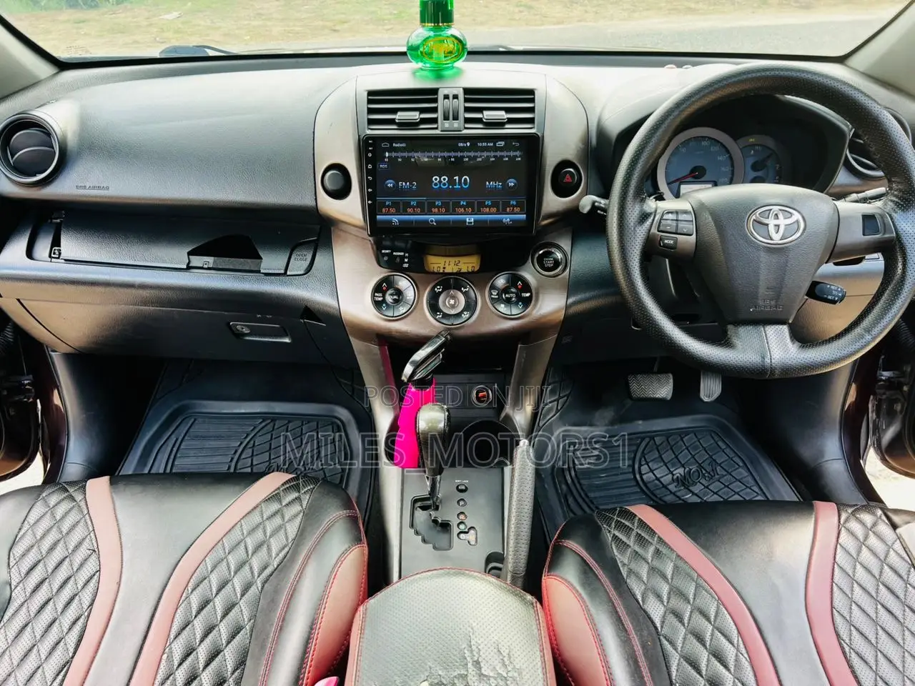 Toyota Vanguard 2011 Burgundy