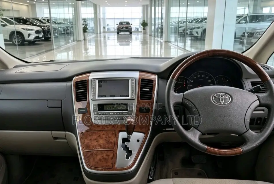 Toyota Alphard 2005 Silver