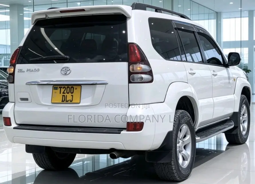 Toyota Land Cruiser Prado 2007 White