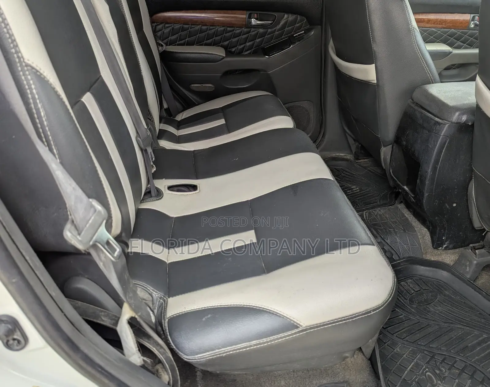 Toyota Land Cruiser Prado 2007 White