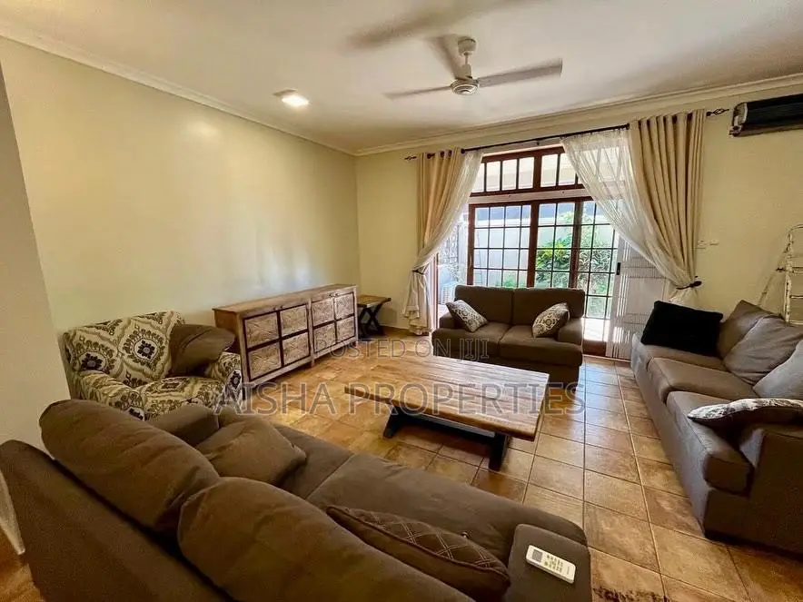 Furnished 4bdrm Villa in Oyster Bay for rent