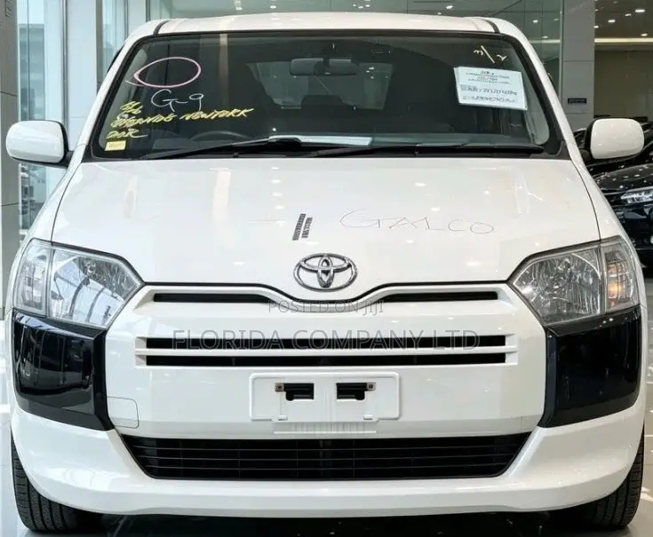 Toyota Probox 2004 White