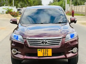 Toyota Vanguard 2011 Burgundy