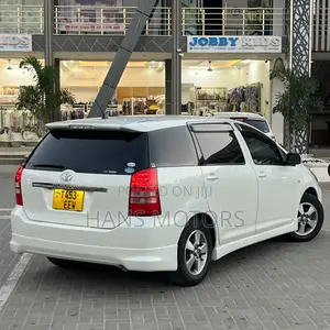 Toyota Wish 2005 White
