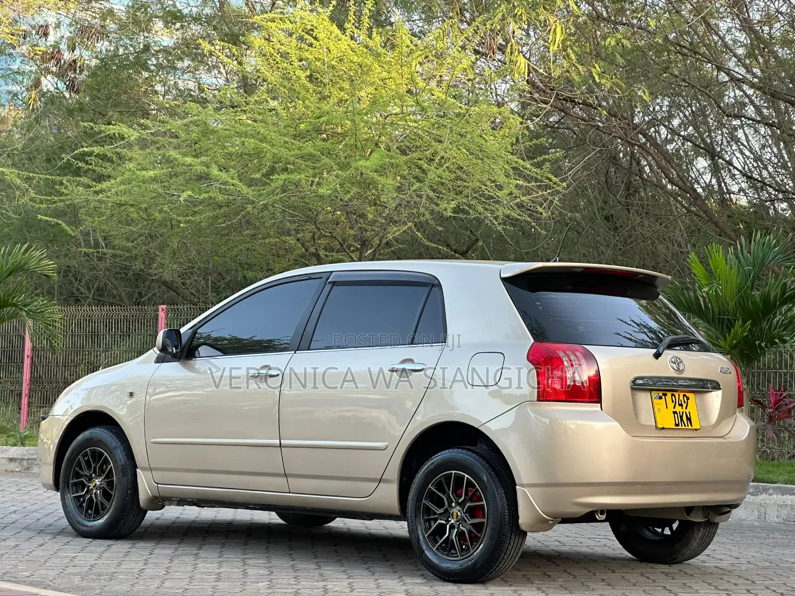 Toyota Allex 2005