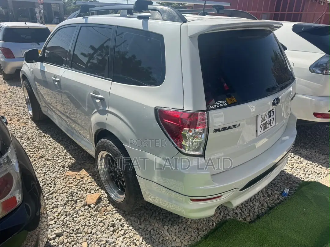 Subaru Forester 2009 White