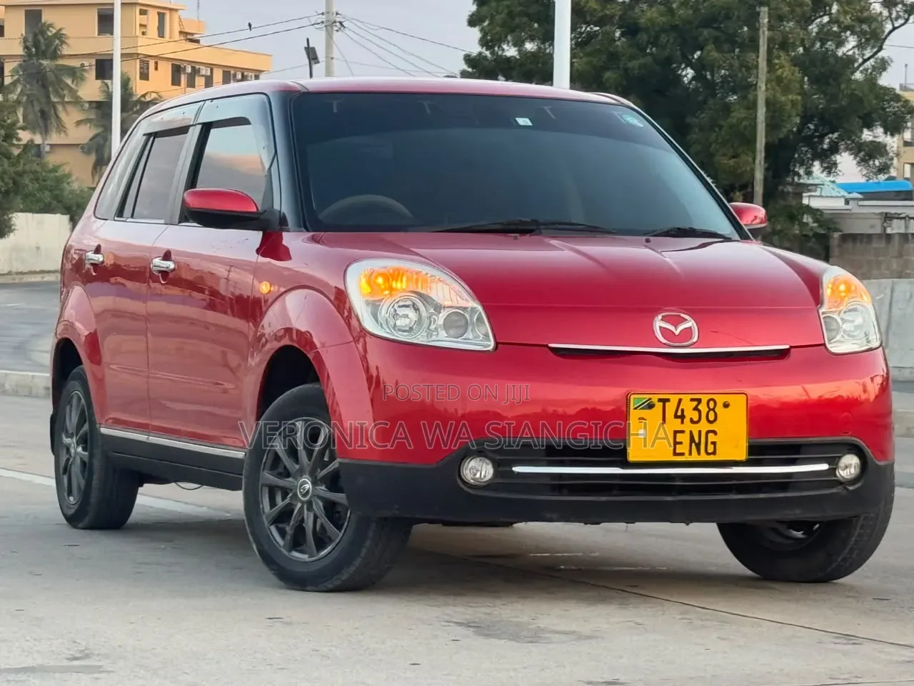 Mazda Verisa 2010 Maroon