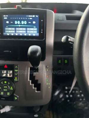 Toyota Noah 2007 Silver