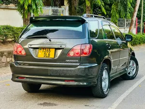 Toyota Harrier 2002 Gray