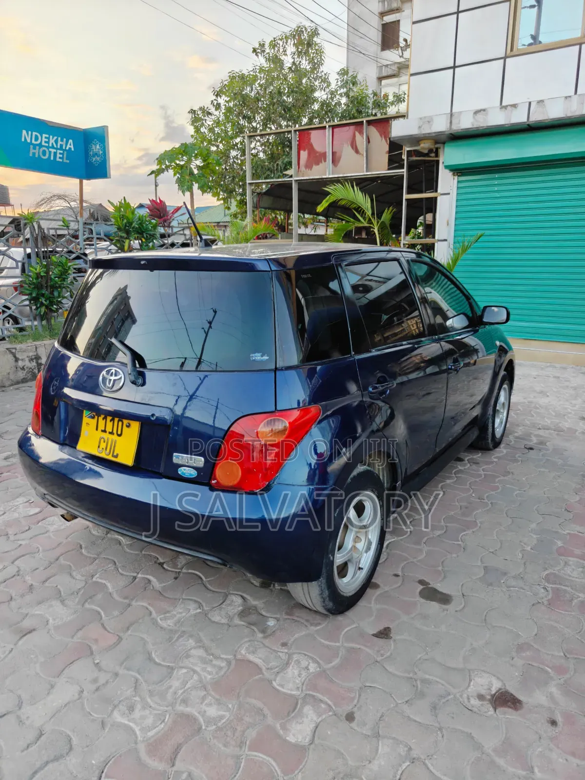 Toyota IST 2003 Blue