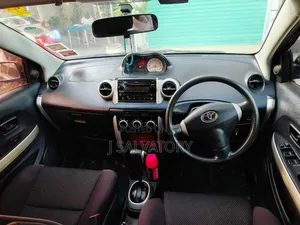 Toyota IST 2003 Blue