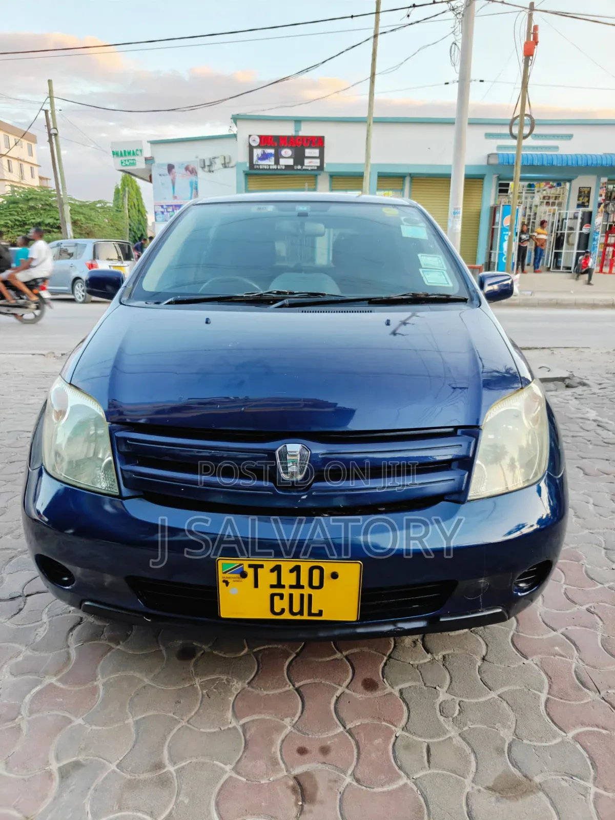 Toyota IST 2003 Blue