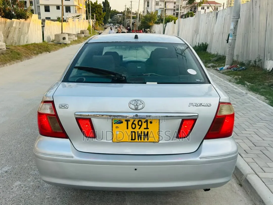 Toyota Premio 2003 Silver