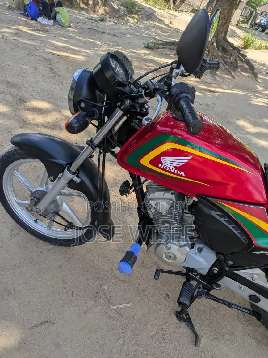 Honda CBX 2026 Red