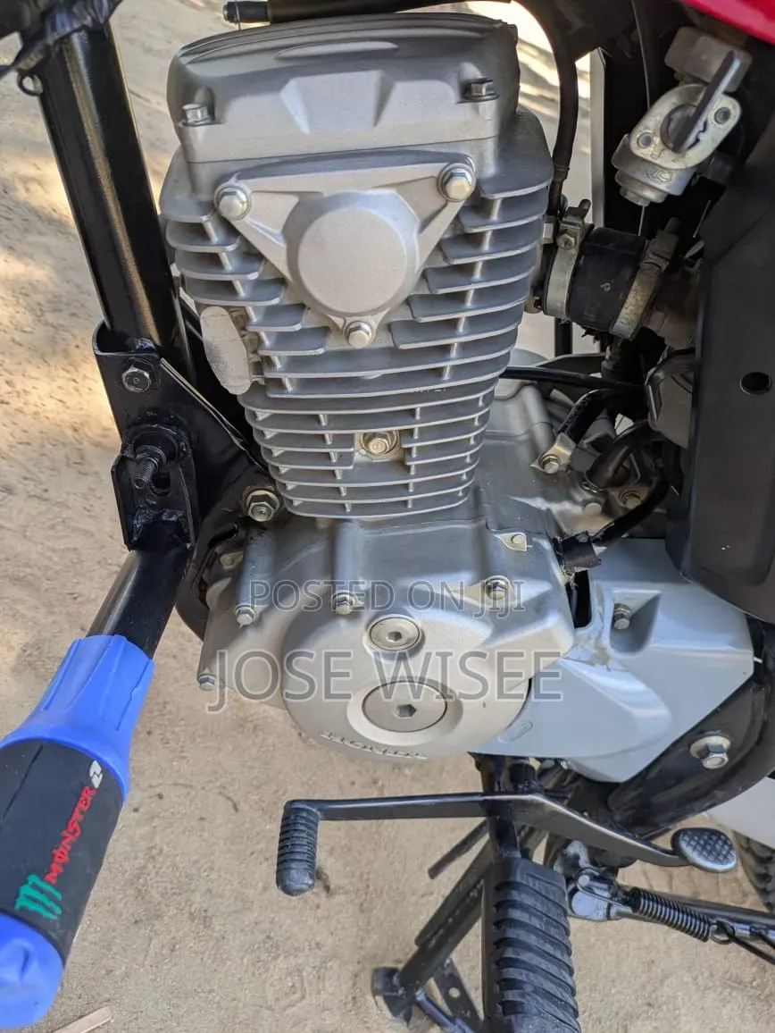 Honda CBX 2026 Red