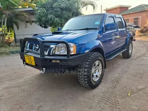 Nissan Hardbody 2008 Blue