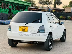 Toyota Starlet 2002 White