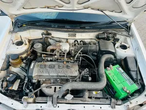 Toyota Starlet 2002 White