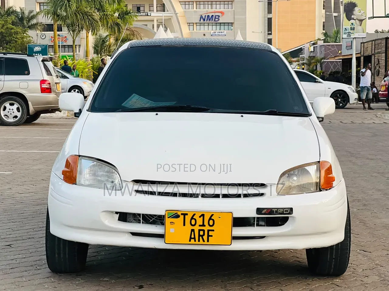Toyota Starlet 2002 White