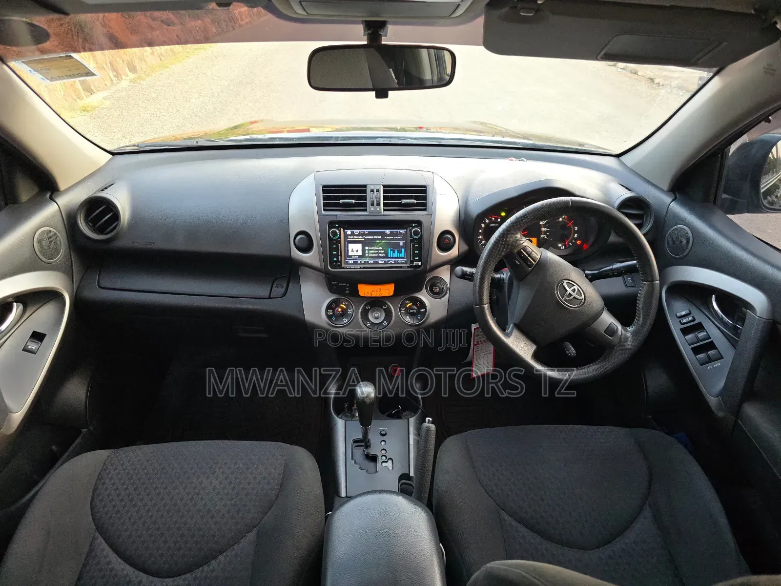 Toyota Vanguard 2011 Black