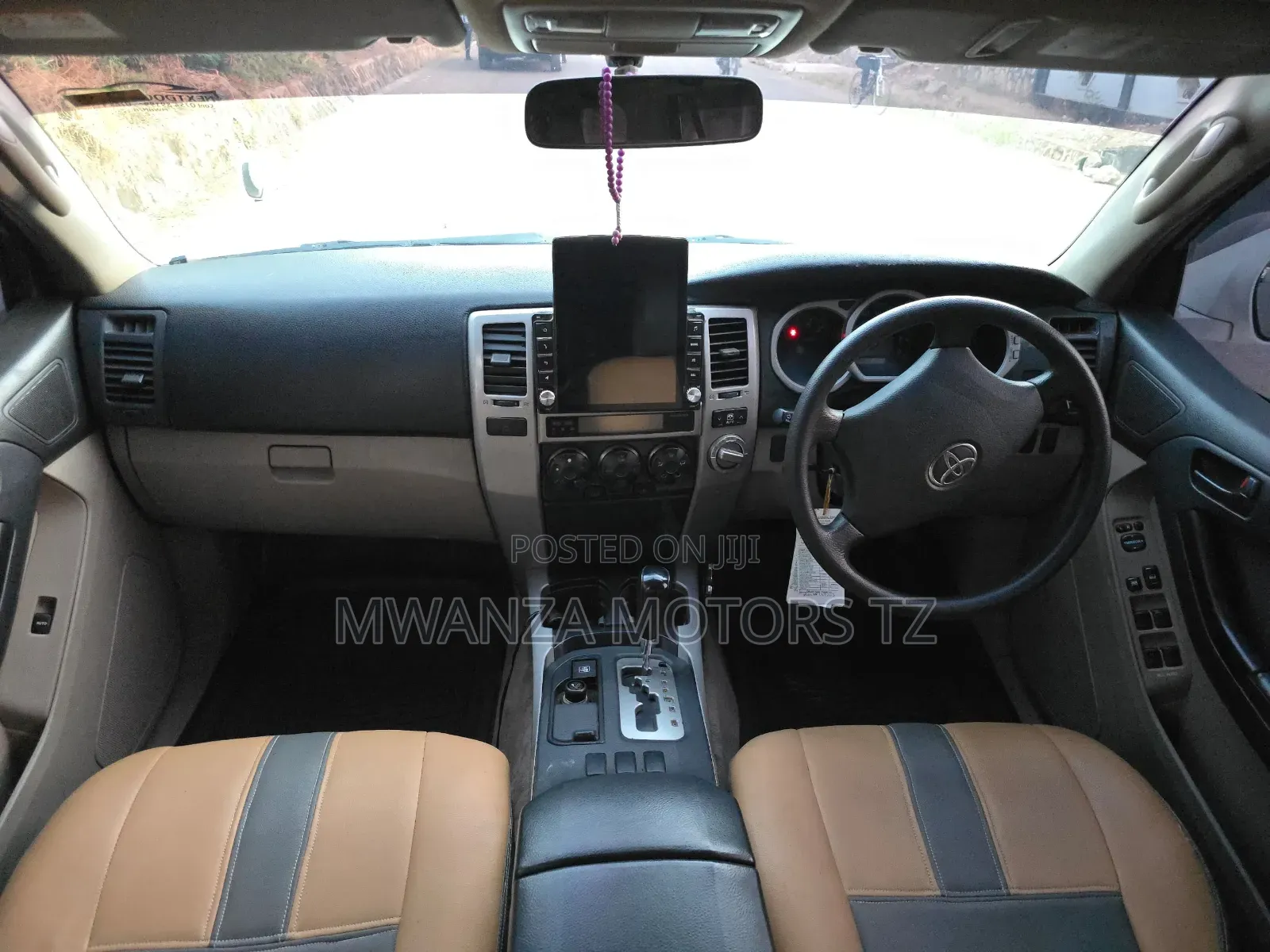Toyota Hilux Surf 2004 White