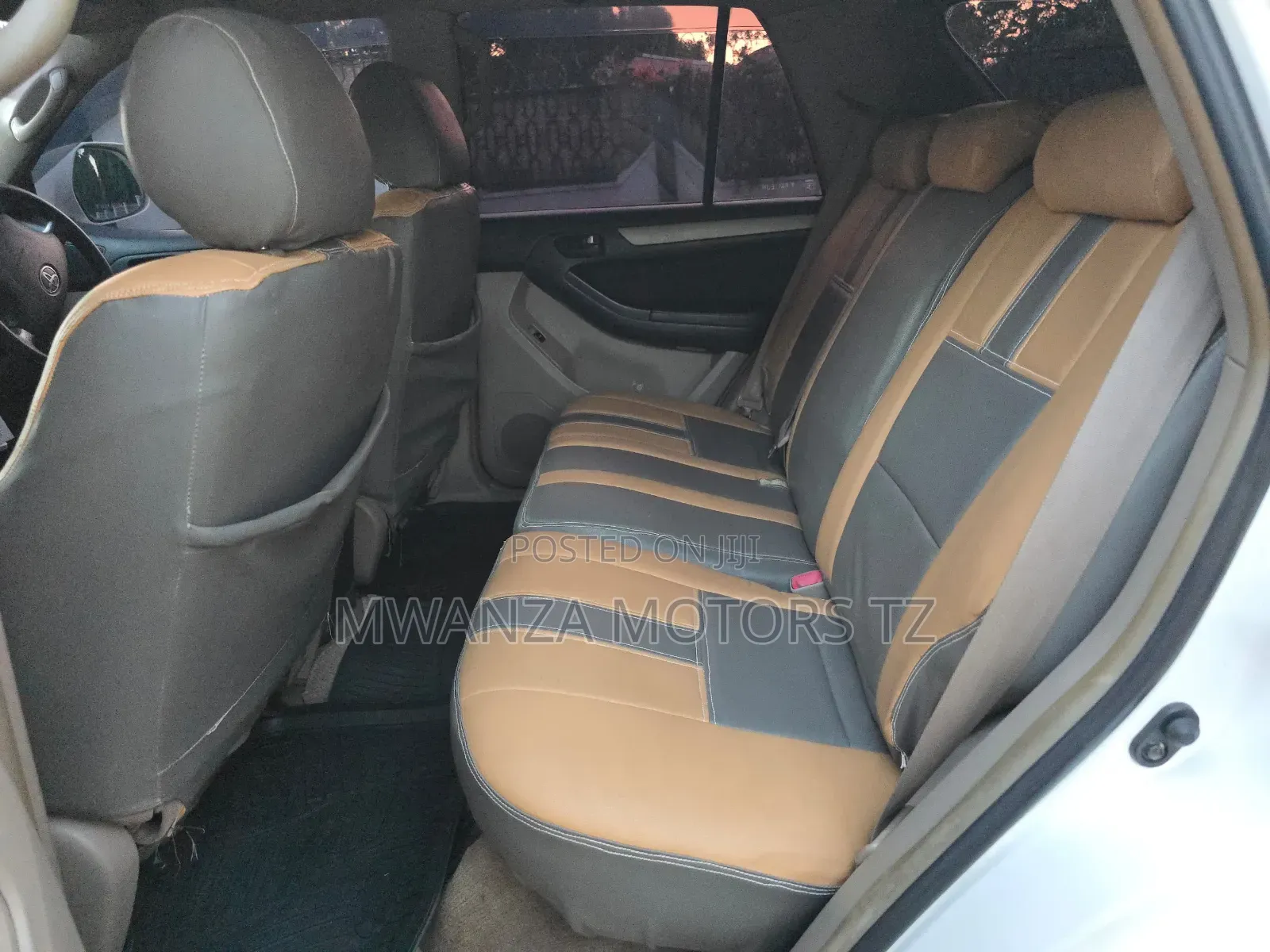 Toyota Hilux Surf 2004 White