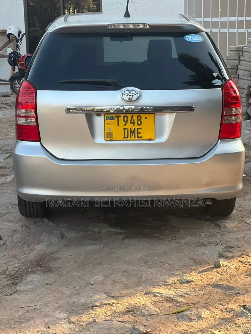 Toyota Wish 2007 Silver