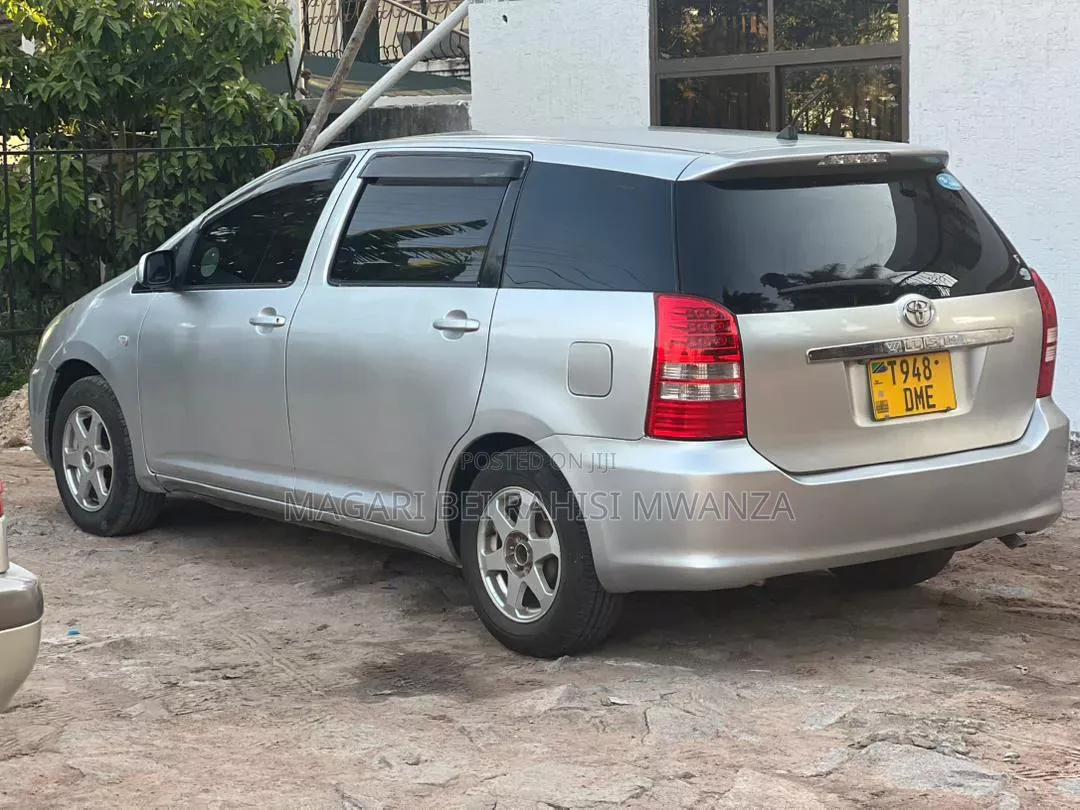 Toyota Wish 2007 Silver