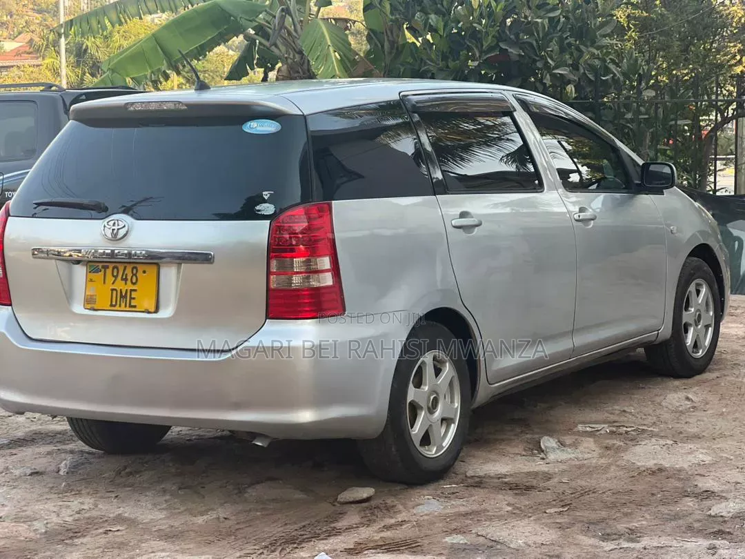 Toyota Wish 2007 Silver