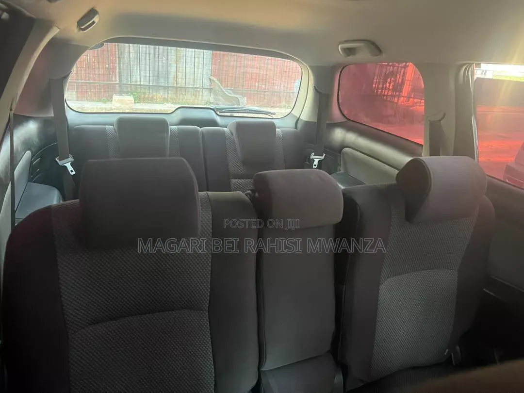 Toyota Wish 2007 Silver