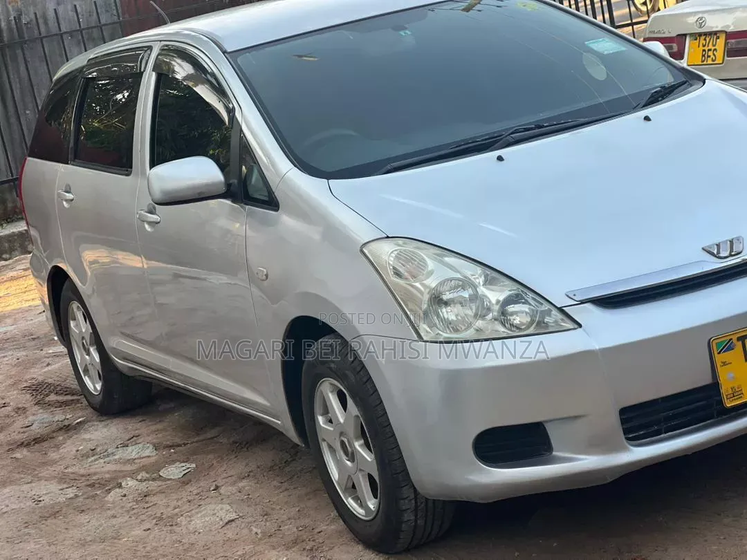 Toyota Wish 2007 Silver