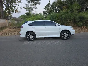 Toyota Harrier 2004 Pearl