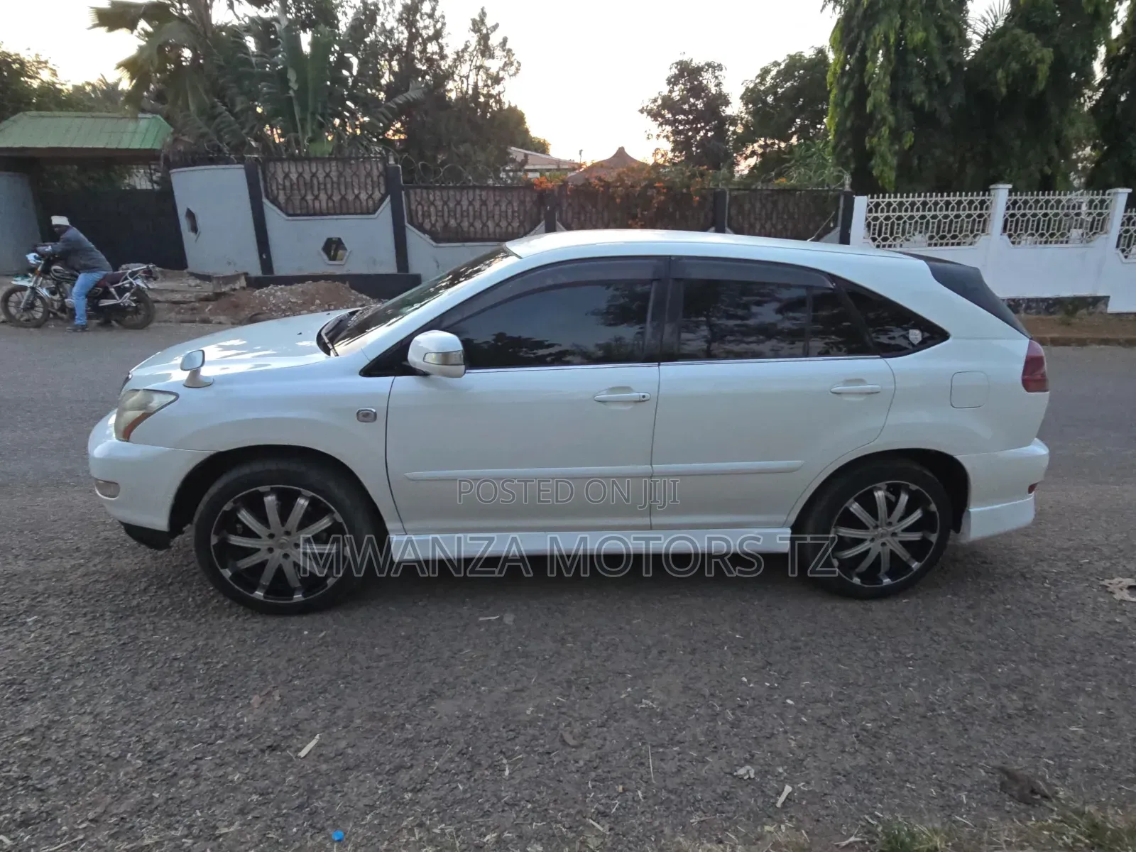 Toyota Harrier 2004 Pearl