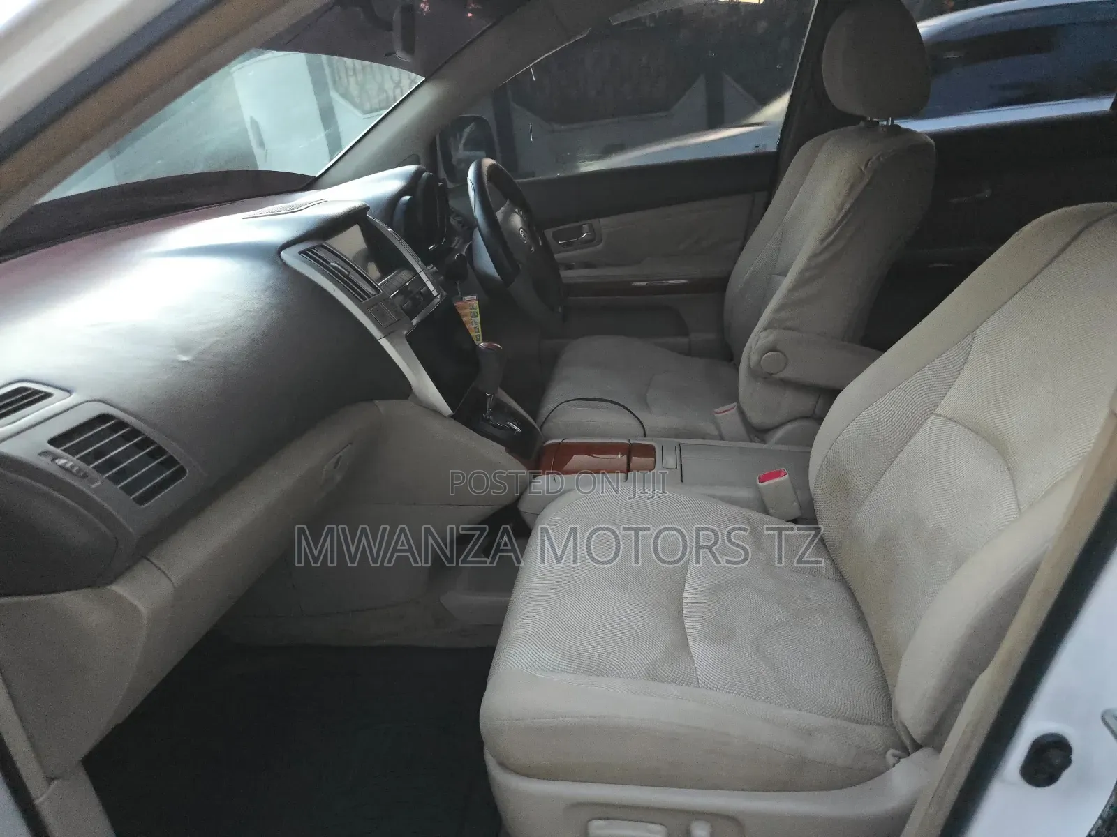 Toyota Harrier 2004 Pearl